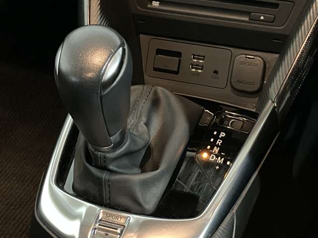 マツダ デミオ １．３ １３Ｓ ４ＷＤ H27年 (北海道) 99