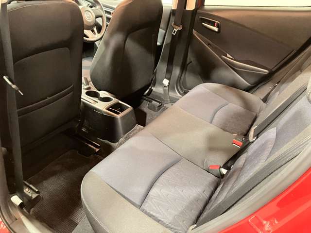 マツダ デミオ １．３ １３Ｓ ４ＷＤ H27年 (北海道) 99