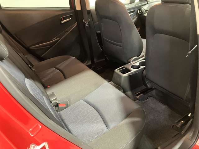 マツダ デミオ １．３ １３Ｓ ４ＷＤ H27年 (北海道) 99