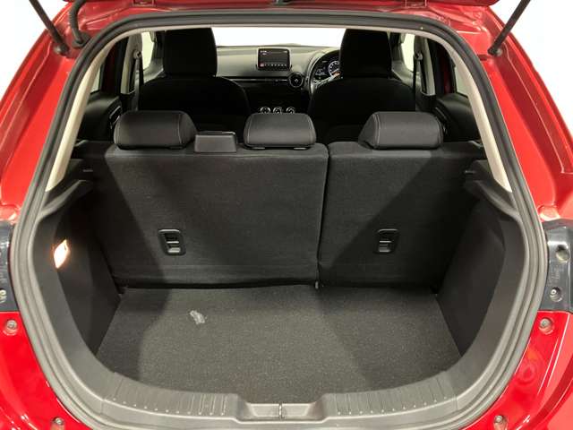 マツダ デミオ １．３ １３Ｓ ４ＷＤ H27年 (北海道) 99