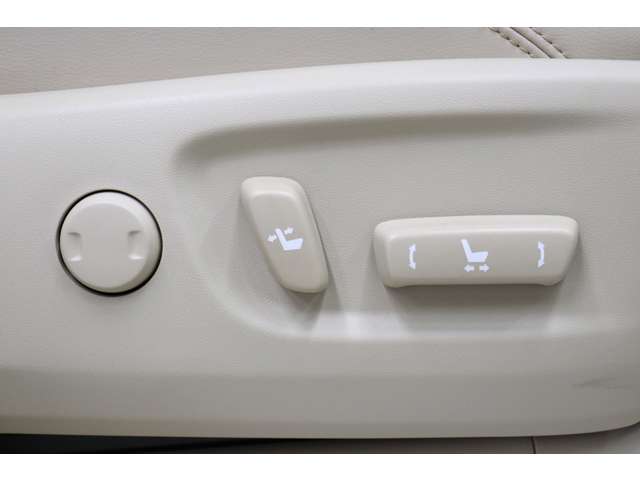 トヨタ ランドクルーザープラド ２．７ ＴＸ Ｌパッケージ マットブラック エディション ４ＷＤ R5年 (東海) 99