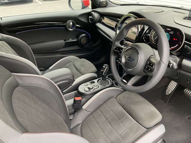 ミニ ミニ ジョン・クーパー・ワークス ３ドア R5年 (近畿) 99