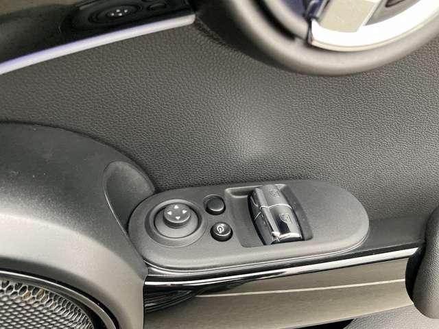 ミニ ミニ ジョン・クーパー・ワークス ３ドア R5年 (近畿) 99