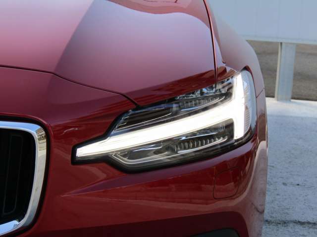 ボルボ Ｖ６０ Ｂ４　モメンタム R3年 (関東) 99