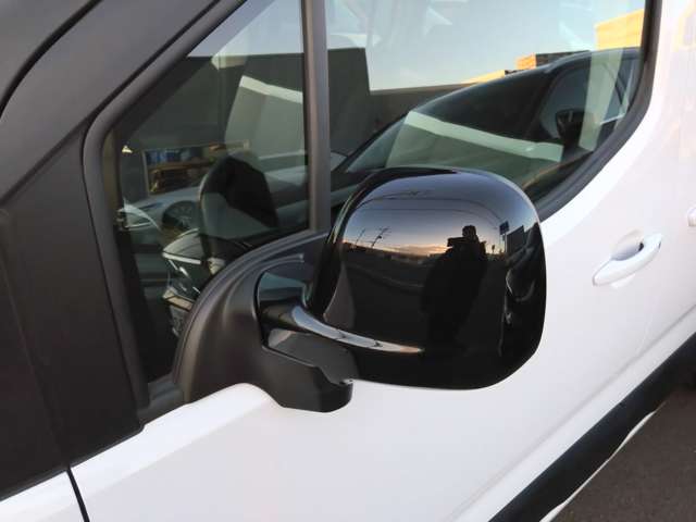 シトロエン ベルランゴ シャイン ブルーＨＤＩ ディーゼルターボ R5年 (東北) 99