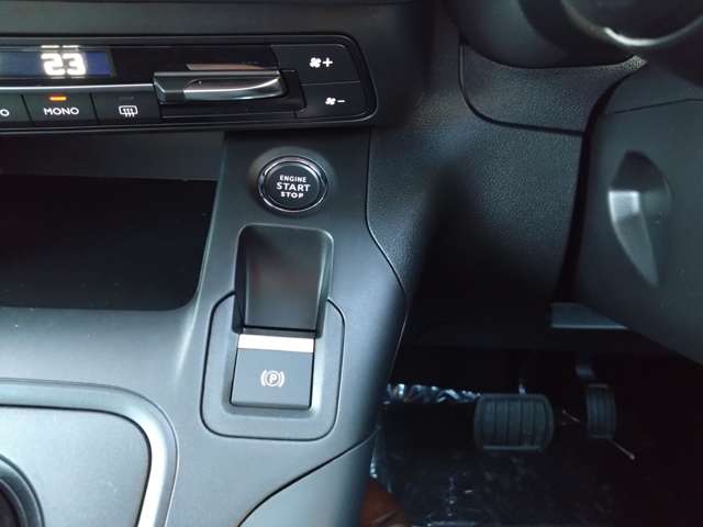 シトロエン ベルランゴ シャイン ブルーＨＤＩ ディーゼルターボ R5年 (東北) 99