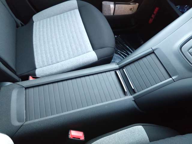 シトロエン ベルランゴ シャイン ブルーＨＤＩ ディーゼルターボ R5年 (東北) 99