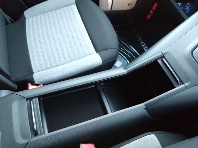 シトロエン ベルランゴ シャイン ブルーＨＤＩ ディーゼルターボ R5年 (東北) 99