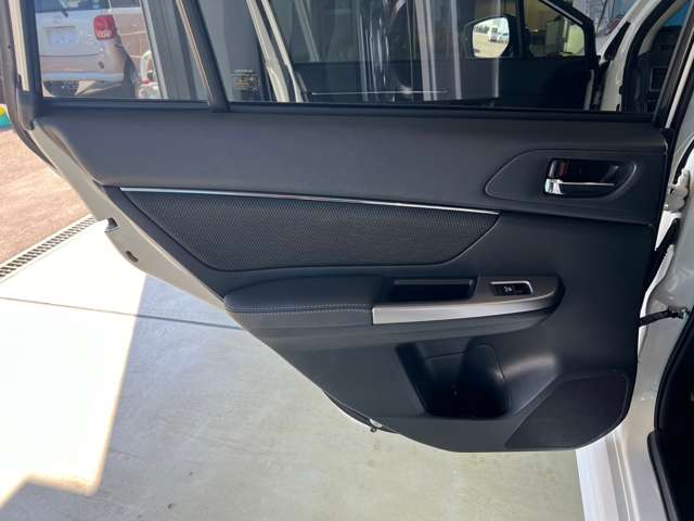 スバル レヴォーグ １．６ ＧＴ アイサイト スマート エディション ４ＷＤ H28年 (東北) 99