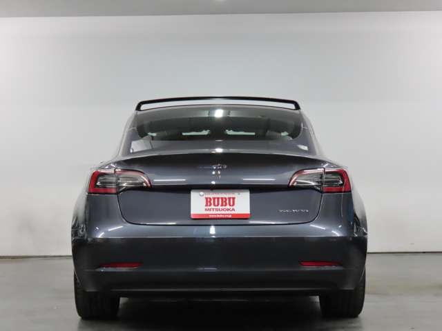 テスラ モデル３ ロングレンジ R3年 (関東) 99