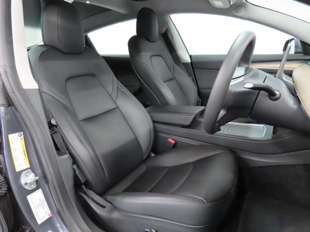 テスラ モデル３ ロングレンジ R3年 (関東) 99