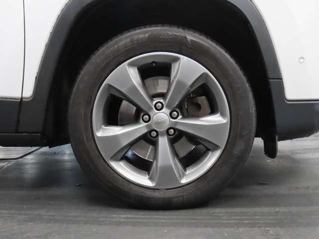 ジープ チェロキー リミテッド ４ＷＤ R1年 (関東) 99