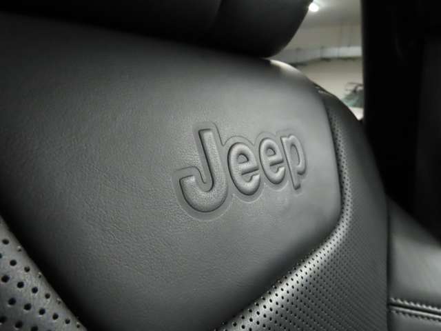 ジープ チェロキー リミテッド ４ＷＤ R1年 (関東) 99