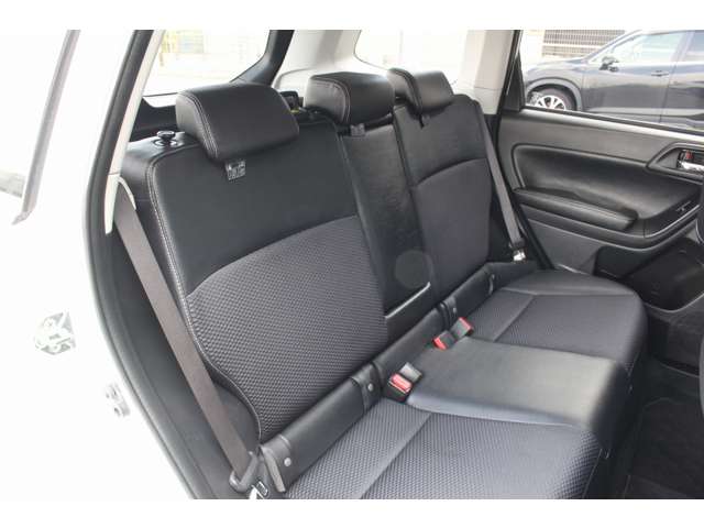 スバル フォレスター ２．０ＸＴ アイサイト ４ＷＤ H25年 (関東) 99