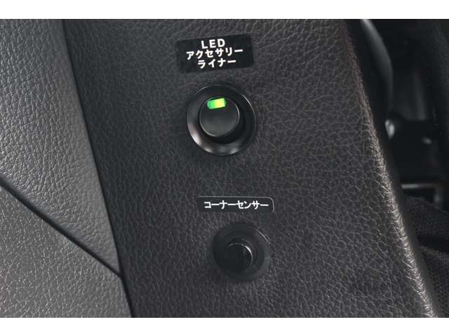 スバル フォレスター ２．０ＸＴ アイサイト ４ＷＤ H25年 (関東) 99