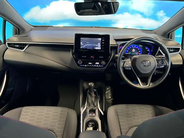 トヨタ カローラスポーツ　ハイブリッド １．８ ハイブリッド Ｇ Ｚ H30年 (東北) 99