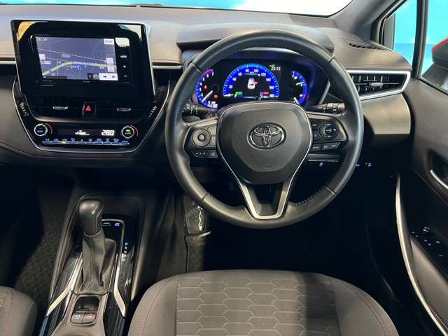 トヨタ カローラスポーツ　ハイブリッド １．８ ハイブリッド Ｇ Ｚ H30年 (東北) 99