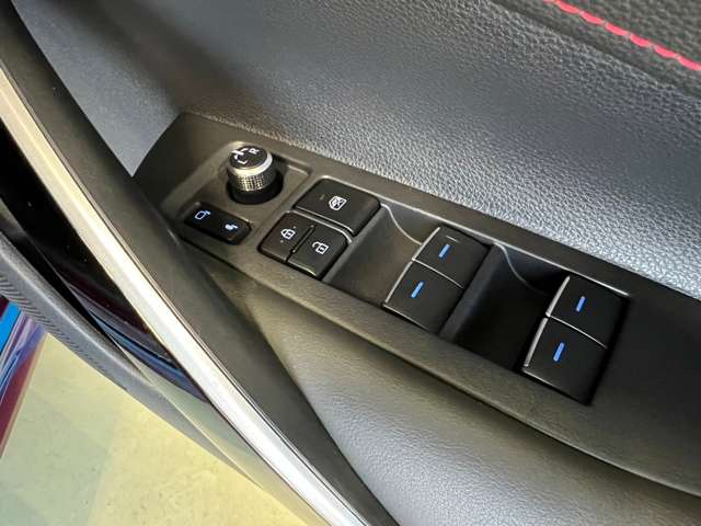 トヨタ カローラスポーツ　ハイブリッド １．８ ハイブリッド Ｇ Ｚ H30年 (東北) 99