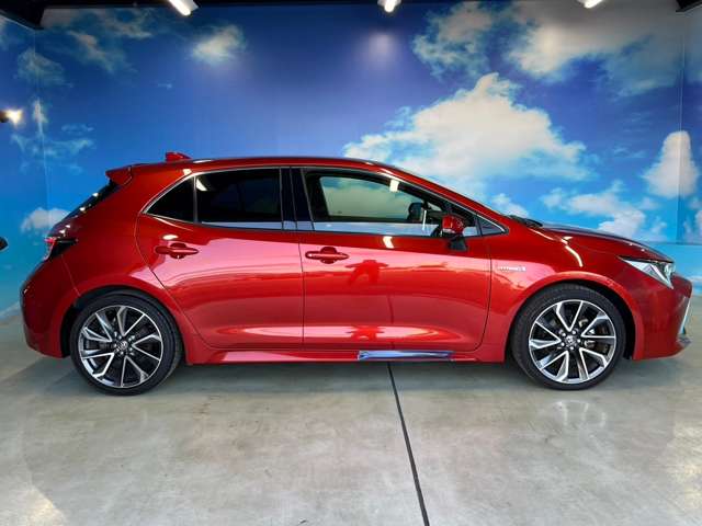 トヨタ カローラスポーツ　ハイブリッド １．８ ハイブリッド Ｇ Ｚ H30年 (東北) 99