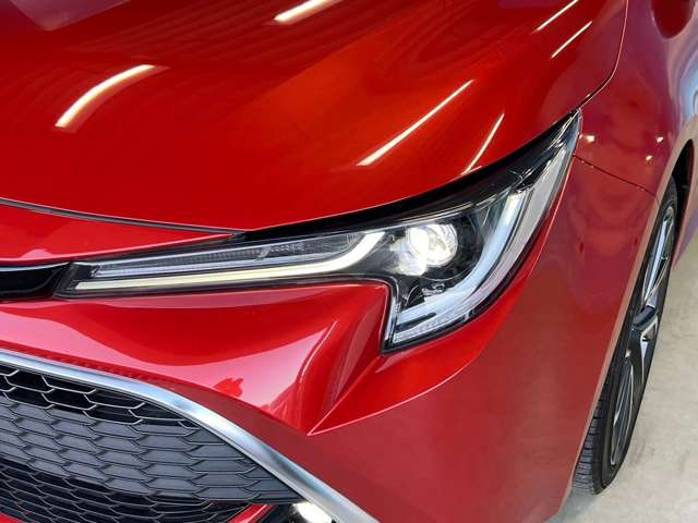 トヨタ カローラスポーツ　ハイブリッド １．８ ハイブリッド Ｇ Ｚ H30年 (東北) 99