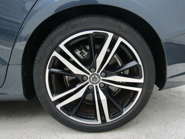 ボルボ Ｖ６０ Ｂ５　Ｒデザイン R3年 (関東) 99
