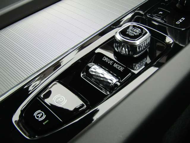 ボルボ Ｖ６０ Ｂ５　Ｒデザイン R3年 (関東) 99
