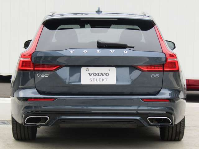 ボルボ Ｖ６０ Ｂ５　Ｒデザイン R3年 (関東) 99