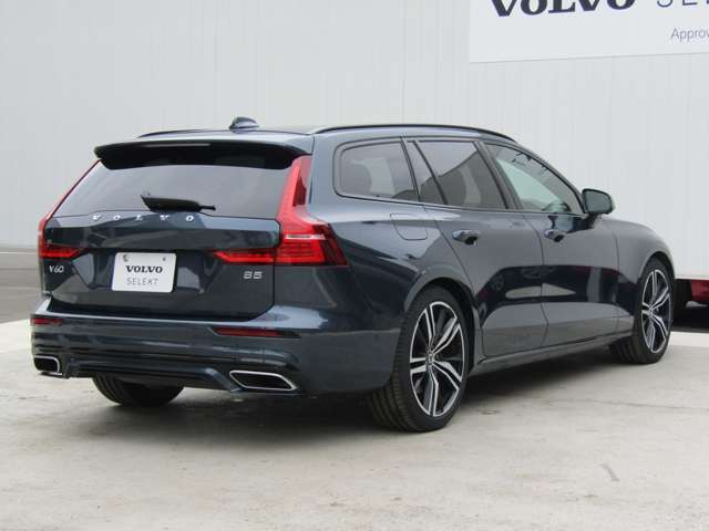 ボルボ Ｖ６０ Ｂ５　Ｒデザイン R3年 (関東) 99
