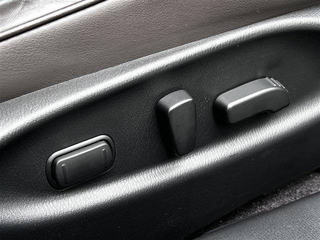 日産 フーガ　ハイブリッド ３．５ ＶＩＰ H29年 (関東) 99