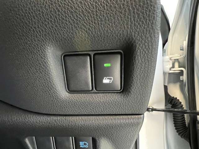 トヨタ Ｃ−ＨＲ １．２ Ｓ－Ｔ ＬＥＤ パッケージ R1年 (東北) 99