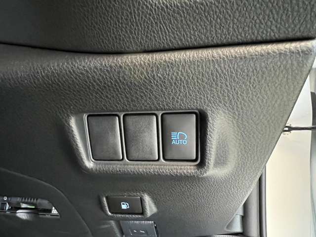 トヨタ Ｃ−ＨＲ １．２ Ｓ－Ｔ ＬＥＤ パッケージ R1年 (東北) 99