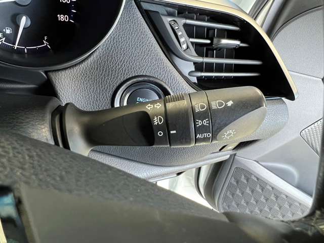 トヨタ Ｃ−ＨＲ １．２ Ｓ－Ｔ ＬＥＤ パッケージ R1年 (東北) 99