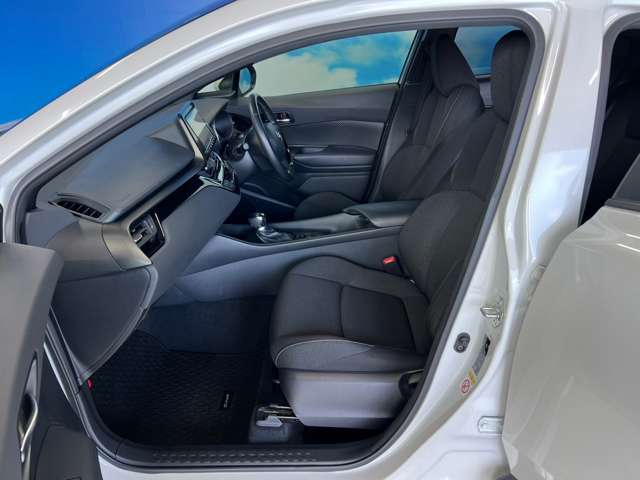 トヨタ Ｃ−ＨＲ １．２ Ｓ－Ｔ ＬＥＤ パッケージ R1年 (東北) 99