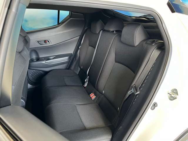 トヨタ Ｃ−ＨＲ １．２ Ｓ－Ｔ ＬＥＤ パッケージ R1年 (東北) 99