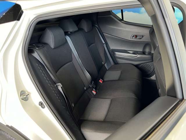 トヨタ Ｃ−ＨＲ １．２ Ｓ－Ｔ ＬＥＤ パッケージ R1年 (東北) 99