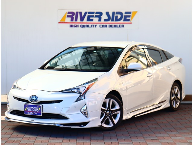 トヨタ プリウス １．８ Ａ H29年 (関東) 99