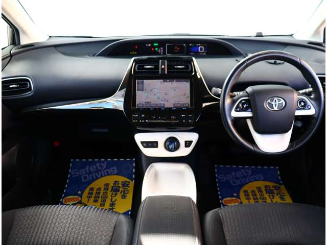 トヨタ プリウス １．８ Ａ H29年 (関東) 99