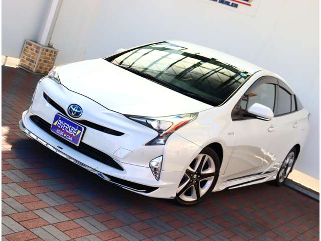 トヨタ プリウス １．８ Ａ H29年 (関東) 99