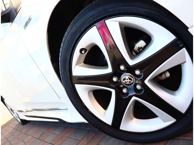 トヨタ プリウス １．８ Ａ H29年 (関東) 99