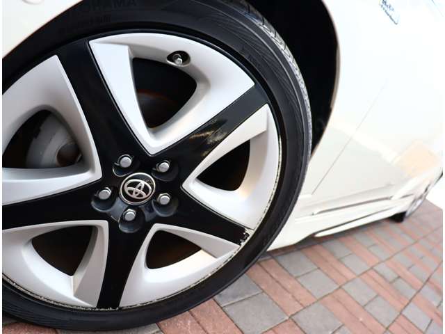 トヨタ プリウス １．８ Ａ H29年 (関東) 99