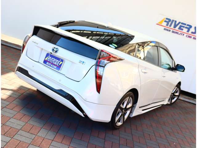 トヨタ プリウス １．８ Ａ H29年 (関東) 99