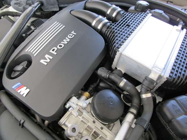 ＢＭＷ Ｍ２コンペティション Ｍ ＤＣＴドライブロジック R1年 (近畿) 99