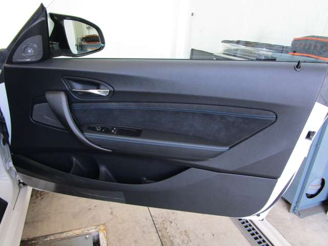 ＢＭＷ Ｍ２コンペティション Ｍ ＤＣＴドライブロジック R1年 (近畿) 99