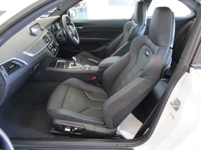 ＢＭＷ Ｍ２コンペティション Ｍ ＤＣＴドライブロジック R1年 (近畿) 99