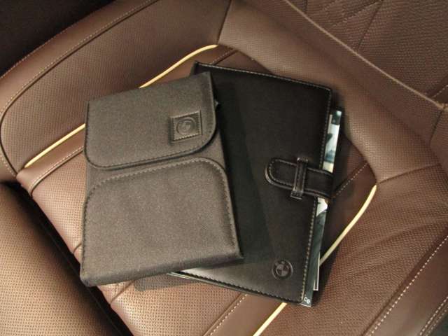 ＢＭＷ ７シリーズ ７４０Ｄ Ｘドライブ Ｍスポーツ ディーゼルターボ ４ＷＤ R3年 (近畿) 99