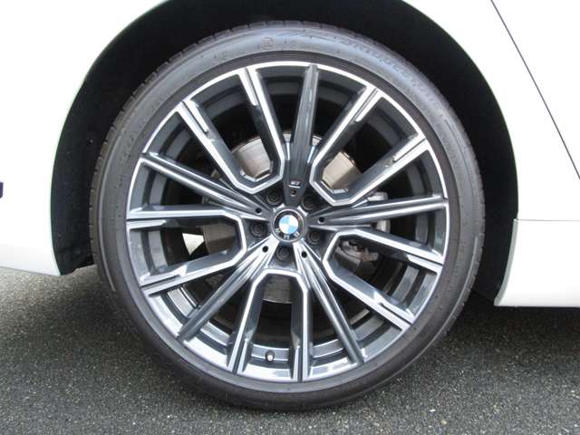 ＢＭＷ ７シリーズ ７４０Ｄ Ｘドライブ Ｍスポーツ ディーゼルターボ ４ＷＤ R3年 (近畿) 99