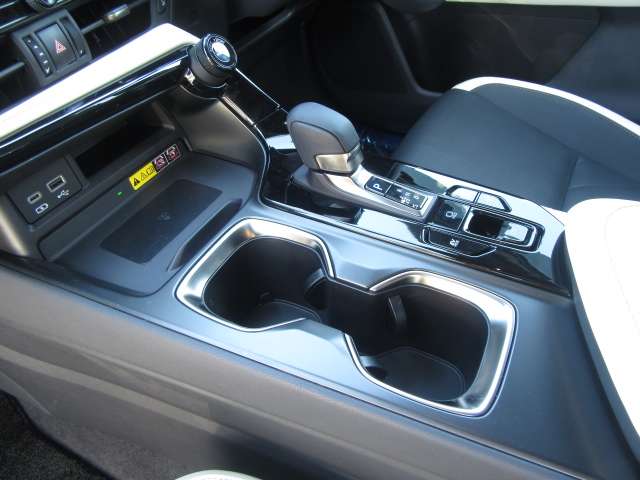 レクサス ＮＸ３５０ｈ ３５０Ｈ バージョンＬ ４ＷＤ R3年 (関東) 99