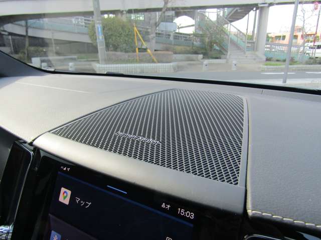 ボルボ ＸＣ６０ Ｂ６ ＡＷＤ Ｒデザイン ４ＷＤ R3年 (関東) 99