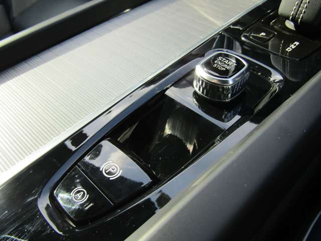 ボルボ ＸＣ６０ Ｂ６ ＡＷＤ Ｒデザイン ４ＷＤ R3年 (関東) 99