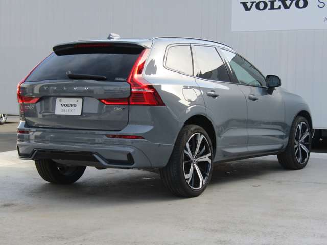 ボルボ ＸＣ６０ Ｂ６ ＡＷＤ Ｒデザイン ４ＷＤ R3年 (関東) 99